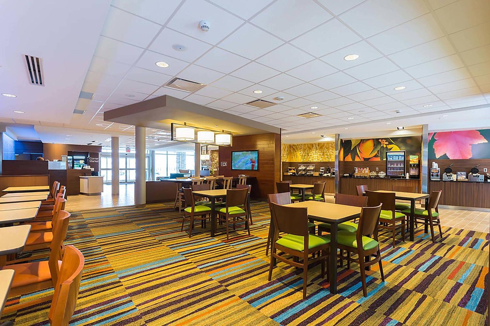 Fairfield Inn & Suites By Marriott Джеймстаун Екстериор снимка