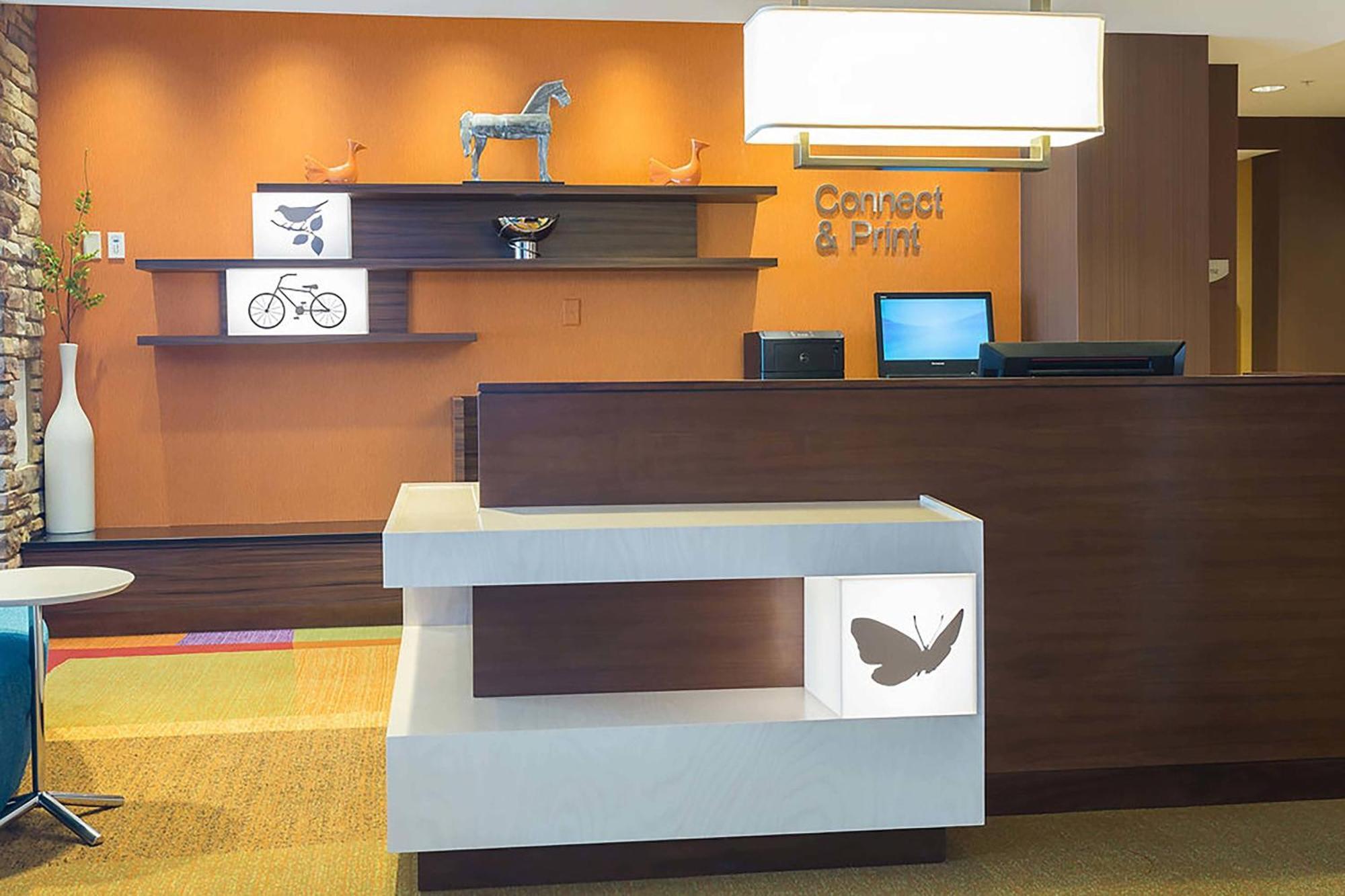 Fairfield Inn & Suites By Marriott Джеймстаун Екстериор снимка